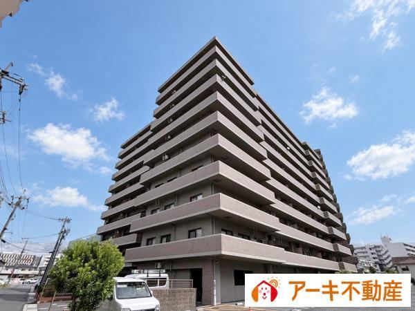 3LDK apartment in Minami Ward, Okayama - Photo 1