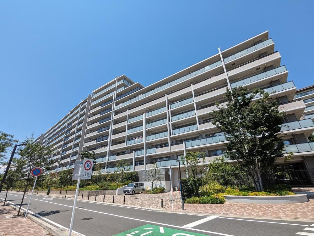 3LDK apartment in Funabashi, Chiba - Photo 1