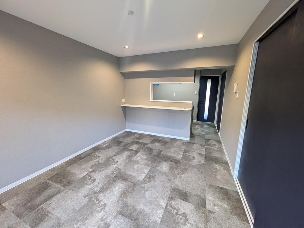 3LDK apartment in Toyonaka, Osaka - Photo 1