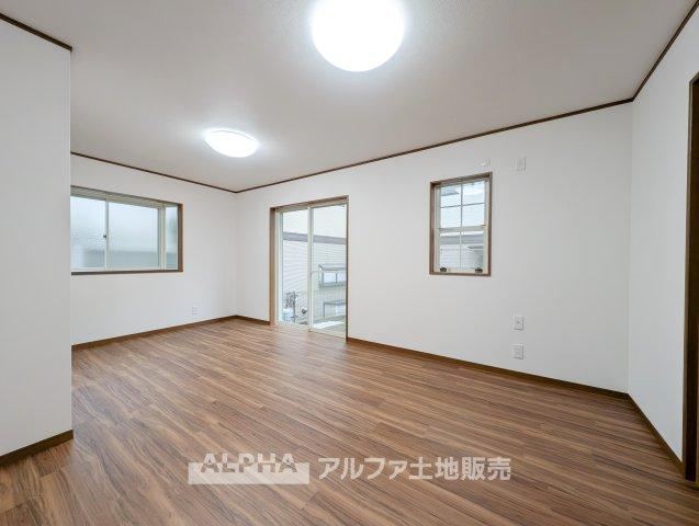 4LDK house in Akiruno, Tokyo - Photo 1