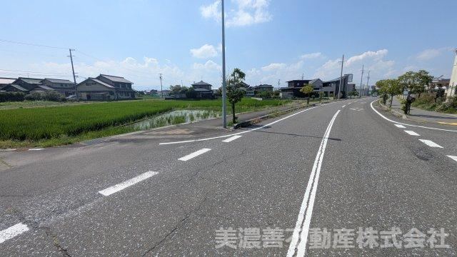 212 m² land in Hashima, Gifu - Photo 1
