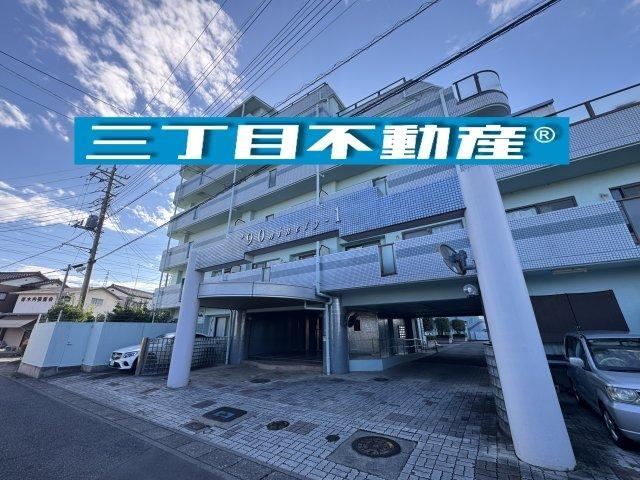 4LDK apartment in Kumagaya, Saitama - Photo 1