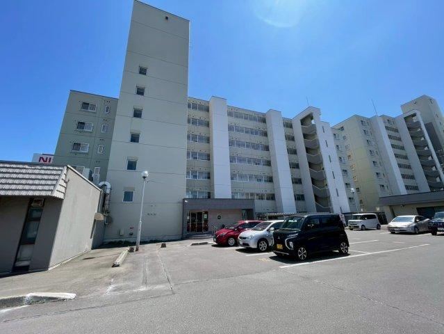 3LDK apartment in Higashi Ward, Sapporo, Hokkaido - Photo 1