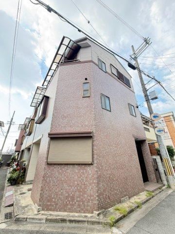 4DK house in Higashiosaka, Osaka - Photo 1