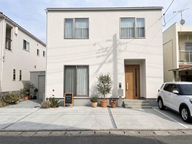4LDK house in Takamatsu, Kagawa - Photo 1