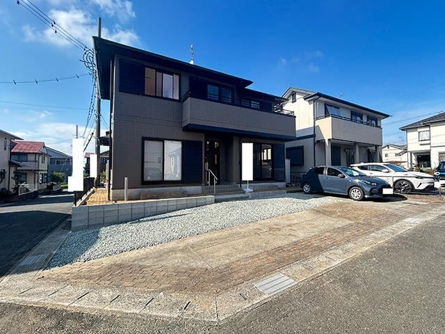 4LDK house in Toyohashi, Aichi - Photo 1