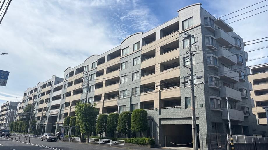 3LDK apartment in Naka Ward, Yokohama, Kanagawa - Photo 1