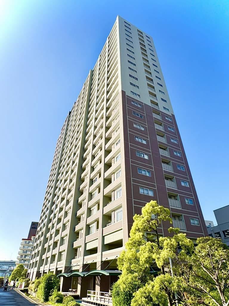 1LDK apartment in Koto Ward, Tokyo - Photo 1