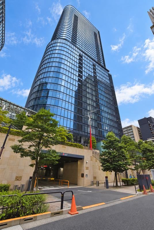 2LDK apartment in Chiyoda Ward, Tokyo - Photo 1