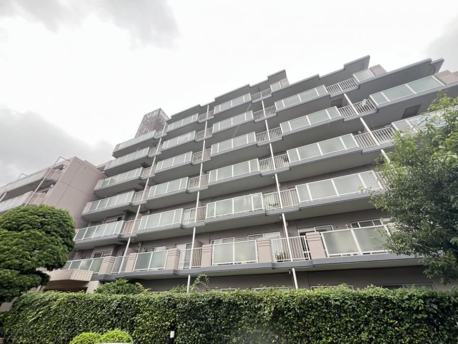 2LDK+S apartment in Fujimi, Saitama - Photo 1