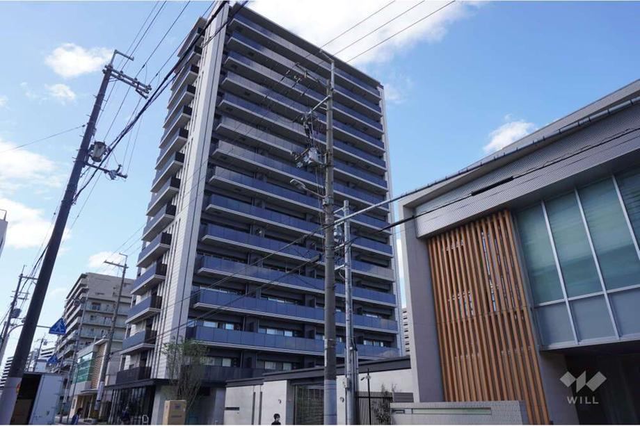 3LDK apartment in Yodogawa Ward, Osaka - Photo 1