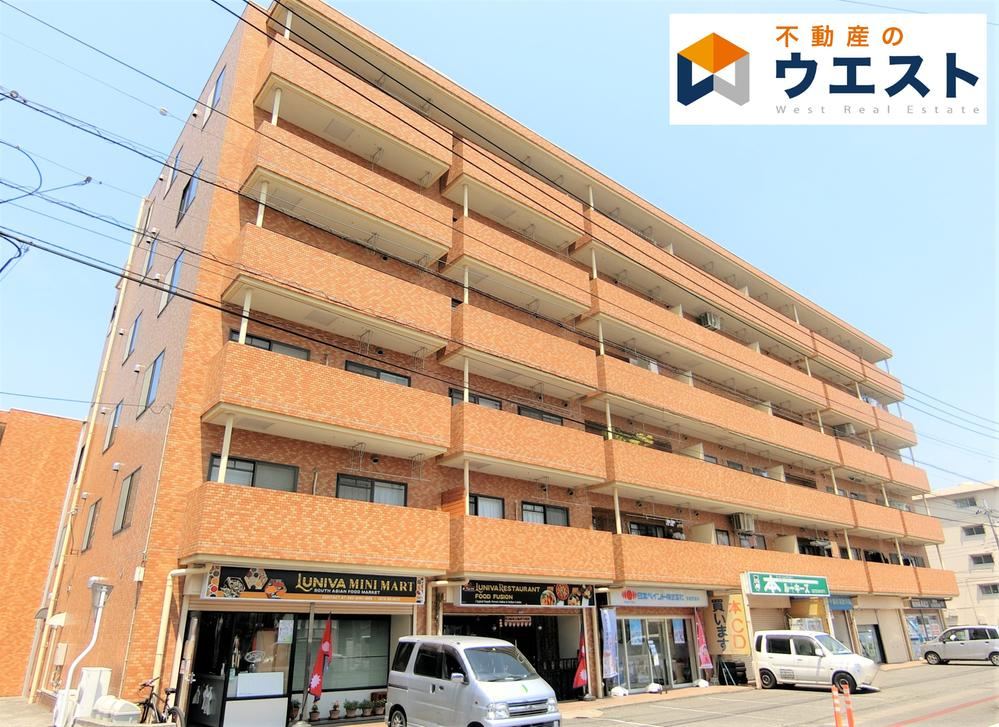 2LDK apartment in Maebashi, Gunma - Photo 1