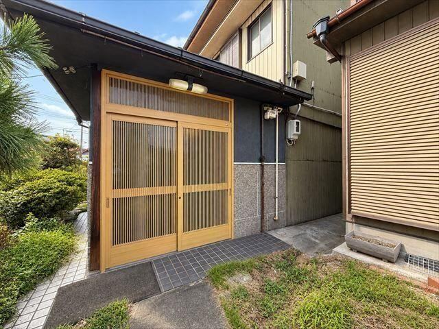 8DK house in Atsuta Ward, Nagoya, Aichi - Photo 1