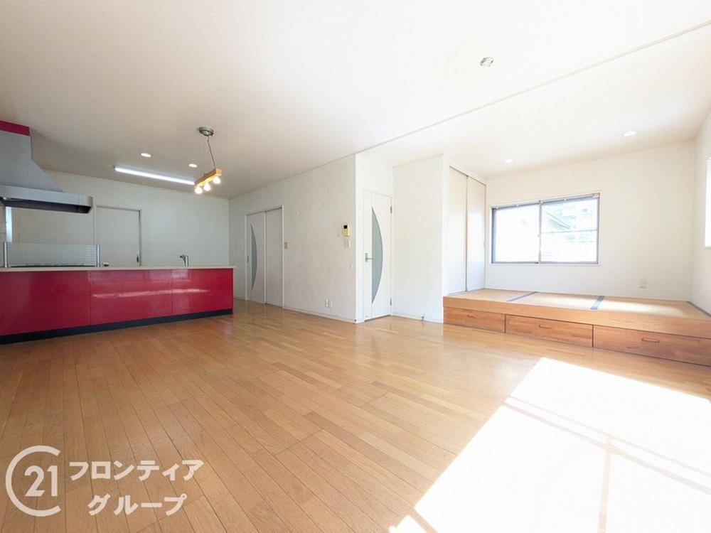 4LDK+S house in Nada Ward, Kobe, Hyogo - Photo 1