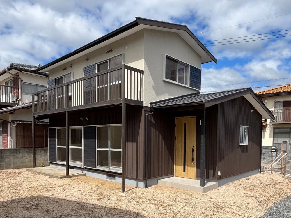 3LDK house in Naka Ward, Okayama - Photo 1