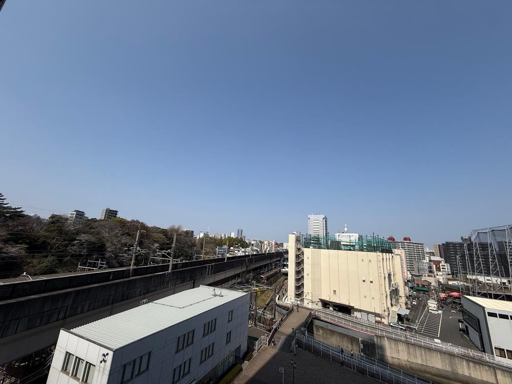 2LDK apartment in Kita Ward, Tokyo - Photo 1