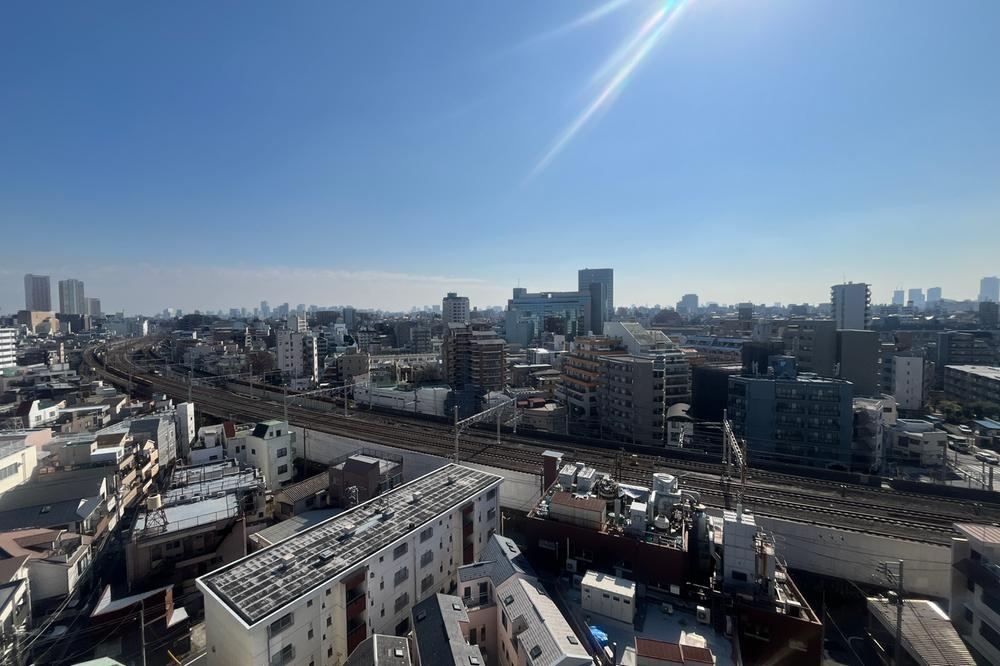 2LDK apartment in Kita Ward, Tokyo - Photo 1