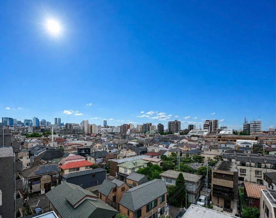 2LDK apartment in Suginami Ward, Tokyo - Photo 1