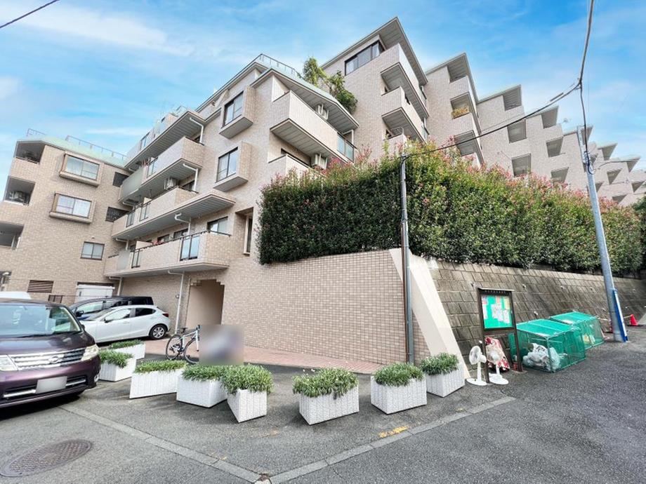 3LDK apartment in Kanagawa Ward, Yokohama, Kanagawa - Photo 1