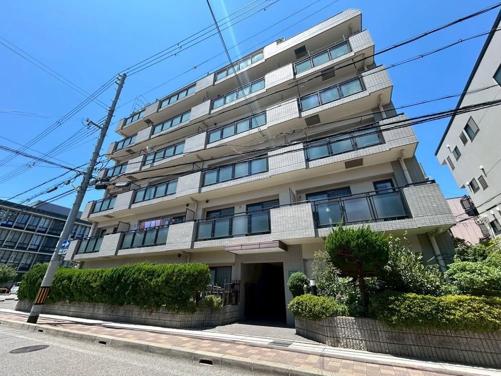 2LDK apartment in Suma Ward, Kobe, Hyogo - Photo 1