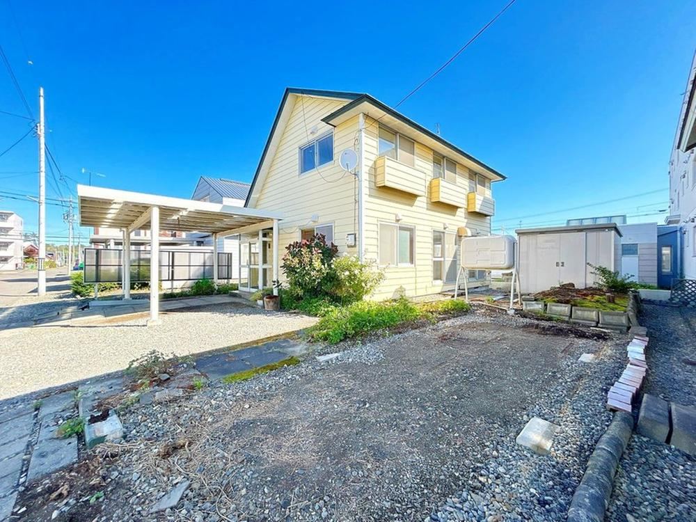 4LDK house in Obihiro, Hokkaido - Photo 1