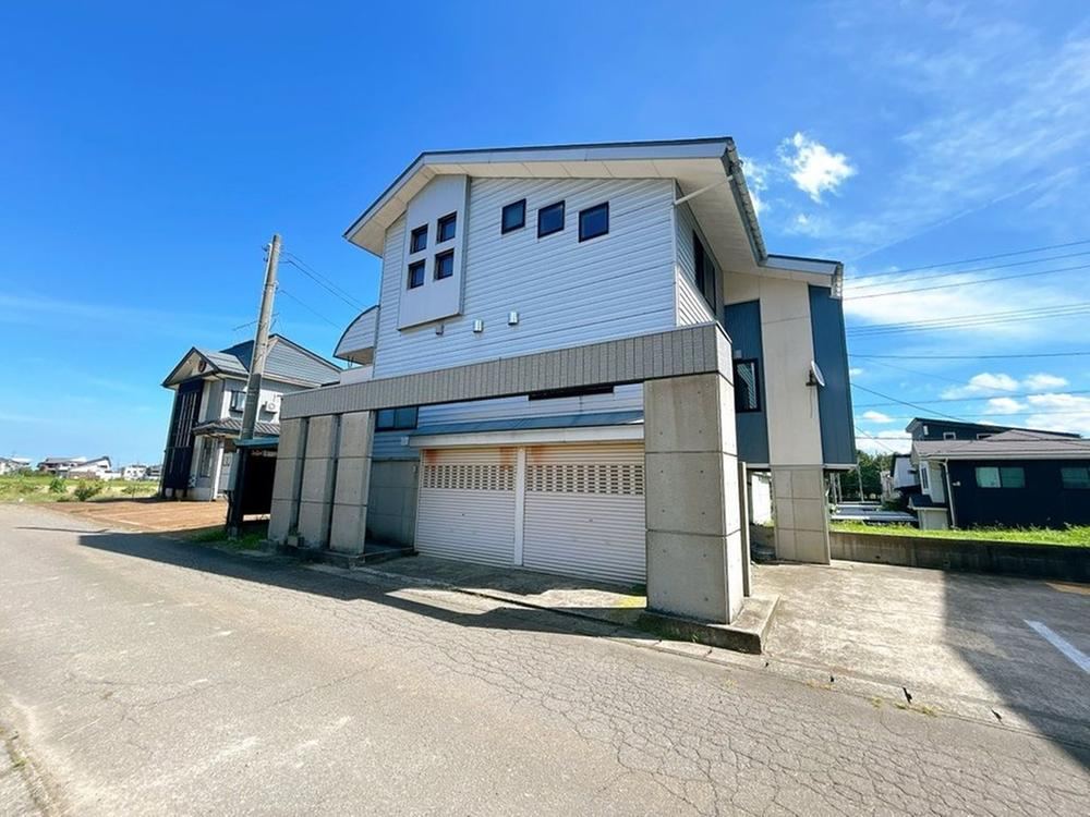 3LDK house in Myoko, Niigata - Photo 1