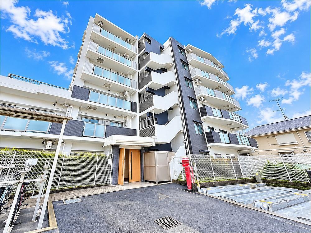 2LDK+S apartment in Zama, Kanagawa - Photo 1