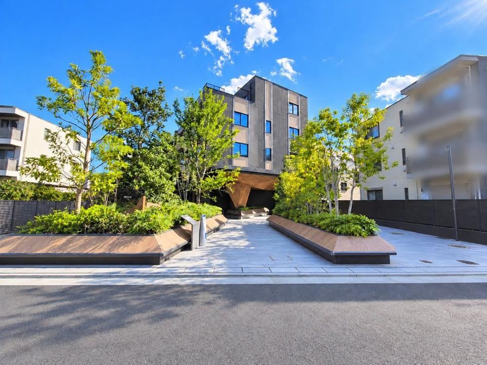 2LDK apartment in Yamato, Kanagawa - Photo 1