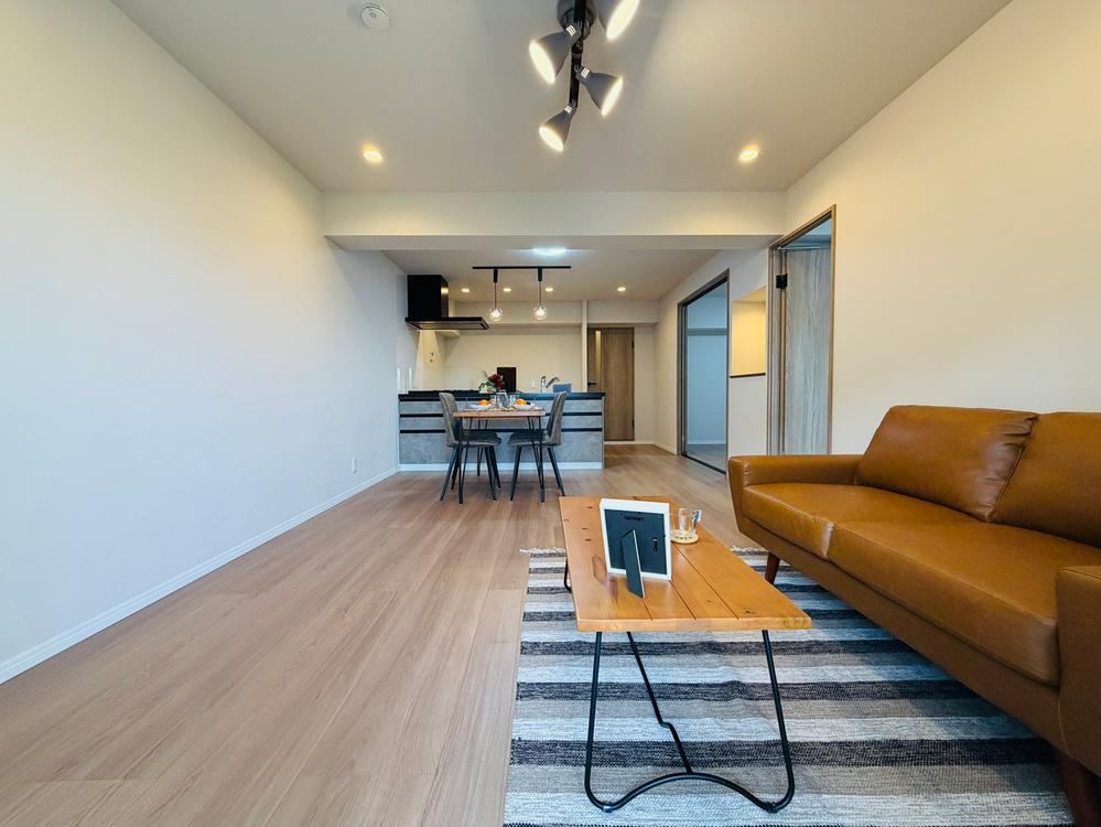 3LDK apartment in Suita, Osaka - Photo 1