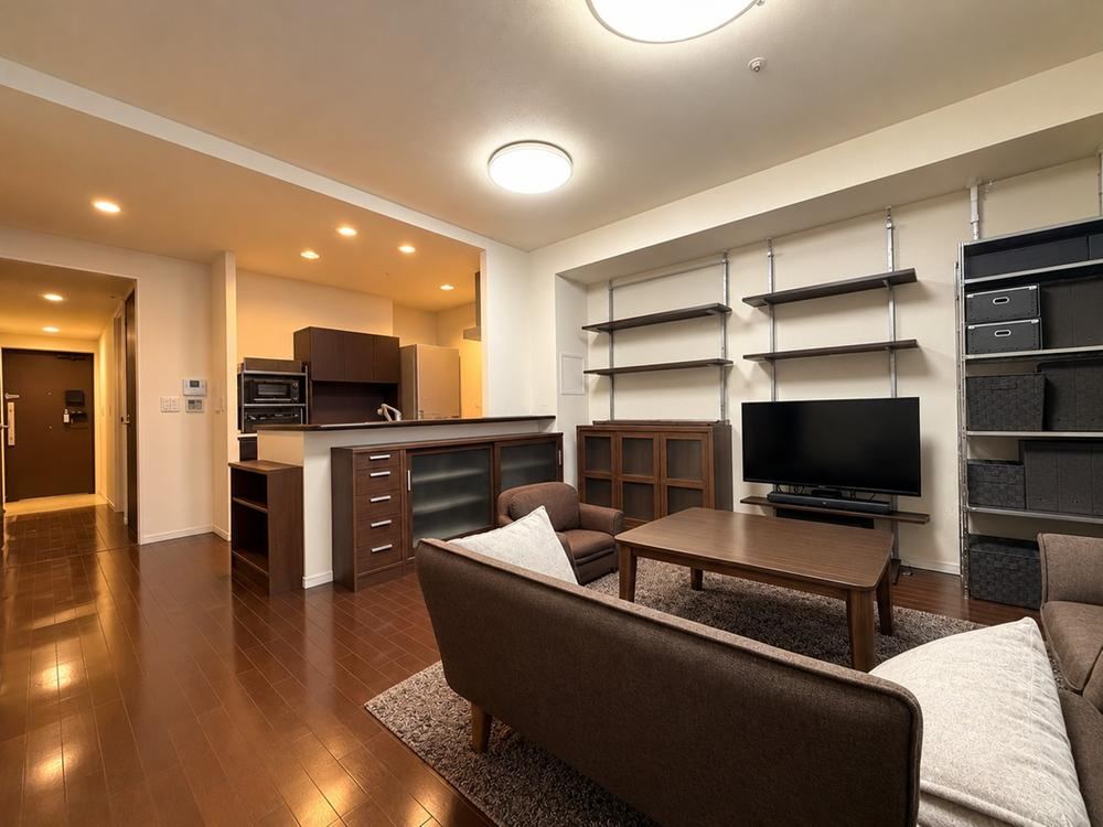 3LDK apartment in Matsubara, Osaka - Photo 1