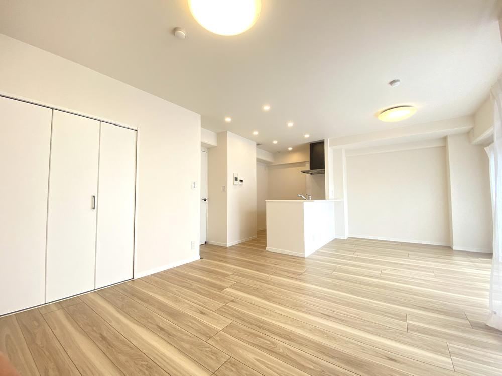2LDK apartment in Chuo Ward, Osaka - Photo 1