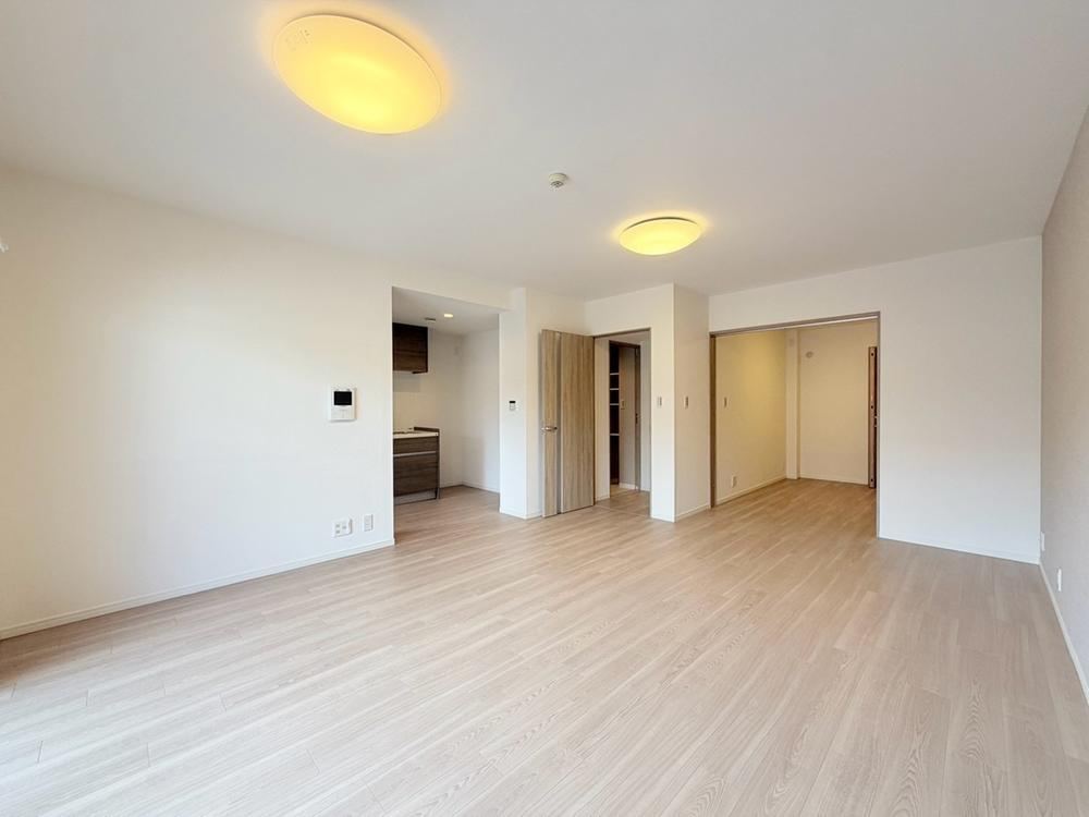 3LDK apartment in Kashiwa, Chiba - Photo 1