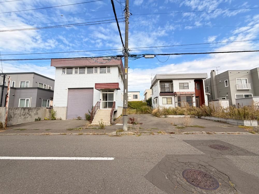 312 m² land in Shiroishi Ward, Sapporo, Hokkaido - Photo 1