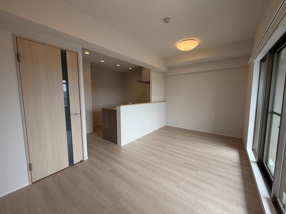 3LDK apartment in Yodogawa Ward, Osaka - Photo 1
