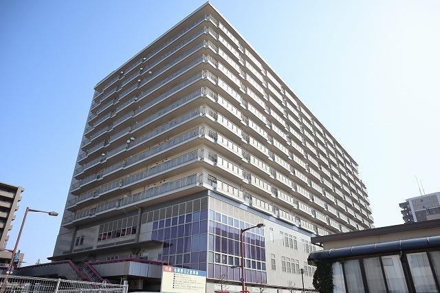 2LDK+S apartment in Nagano, Nagano - Photo 1
