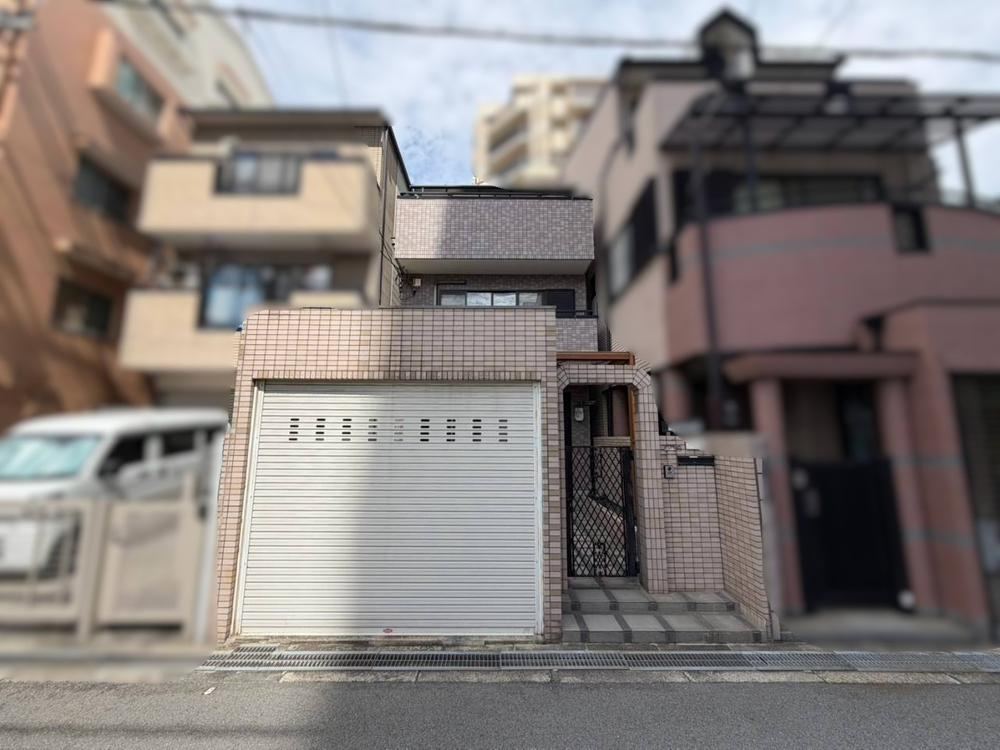 5LDK+S house in Sumiyoshi Ward, Osaka - Photo 1