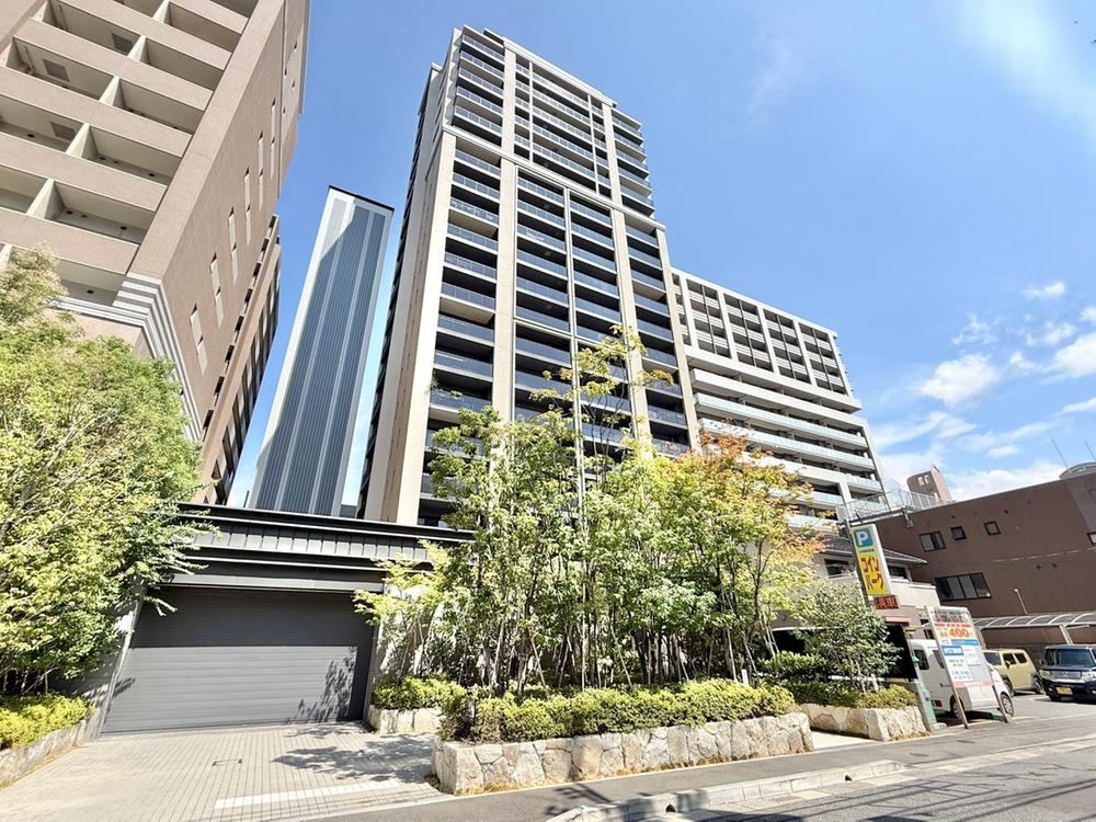 2LDK apartment in Chuo Ward, Fukuoka - Photo 1