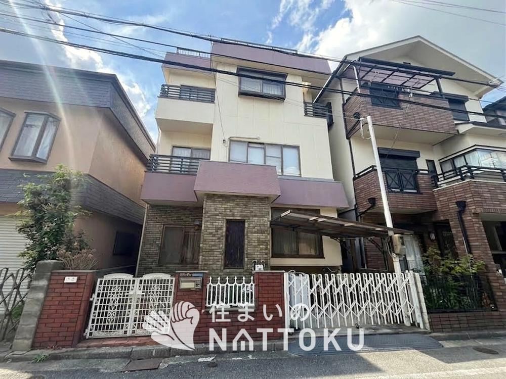 6DK house in Neyagawa, Osaka - Photo 1