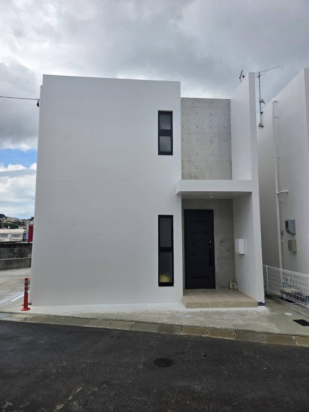 4LDK house in Naha, Okinawa - Photo 1