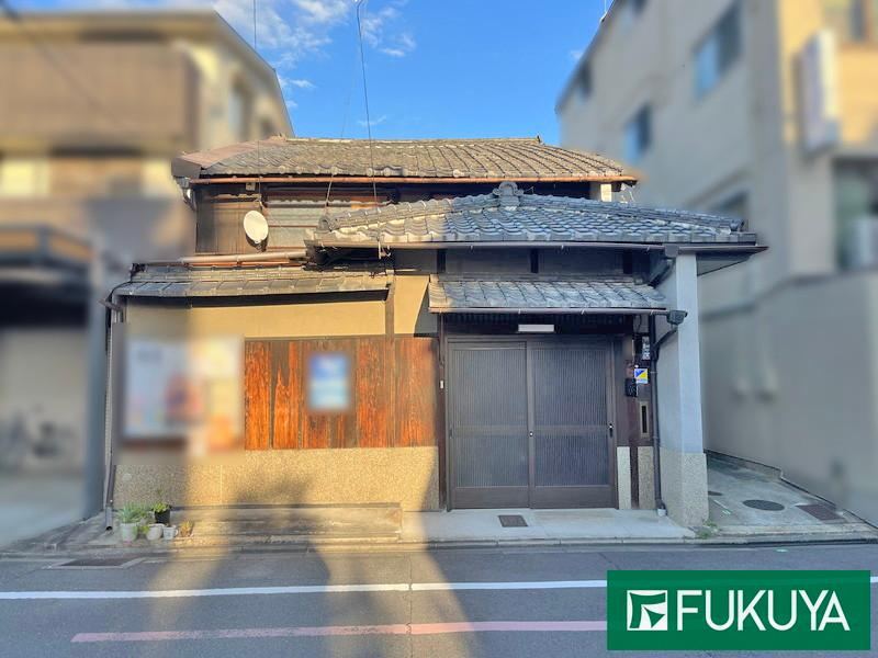 7KK house in Nakagyo Ward, Kyoto - Photo 1