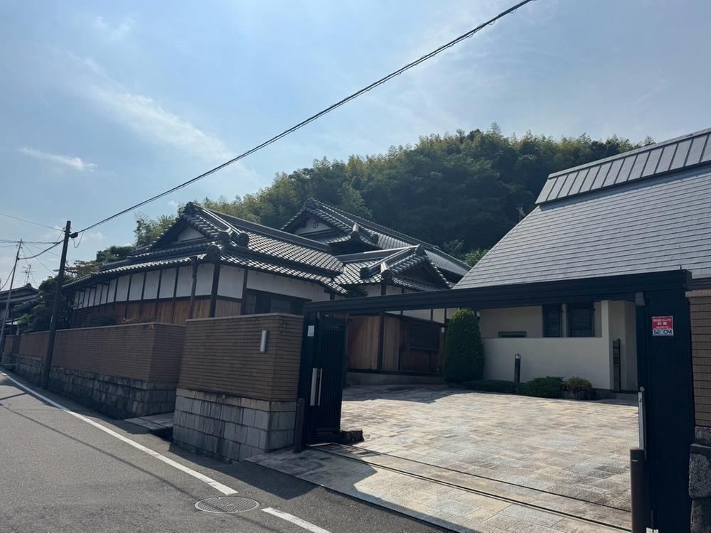 5LDK+S house in Izumi, Osaka - Photo 1