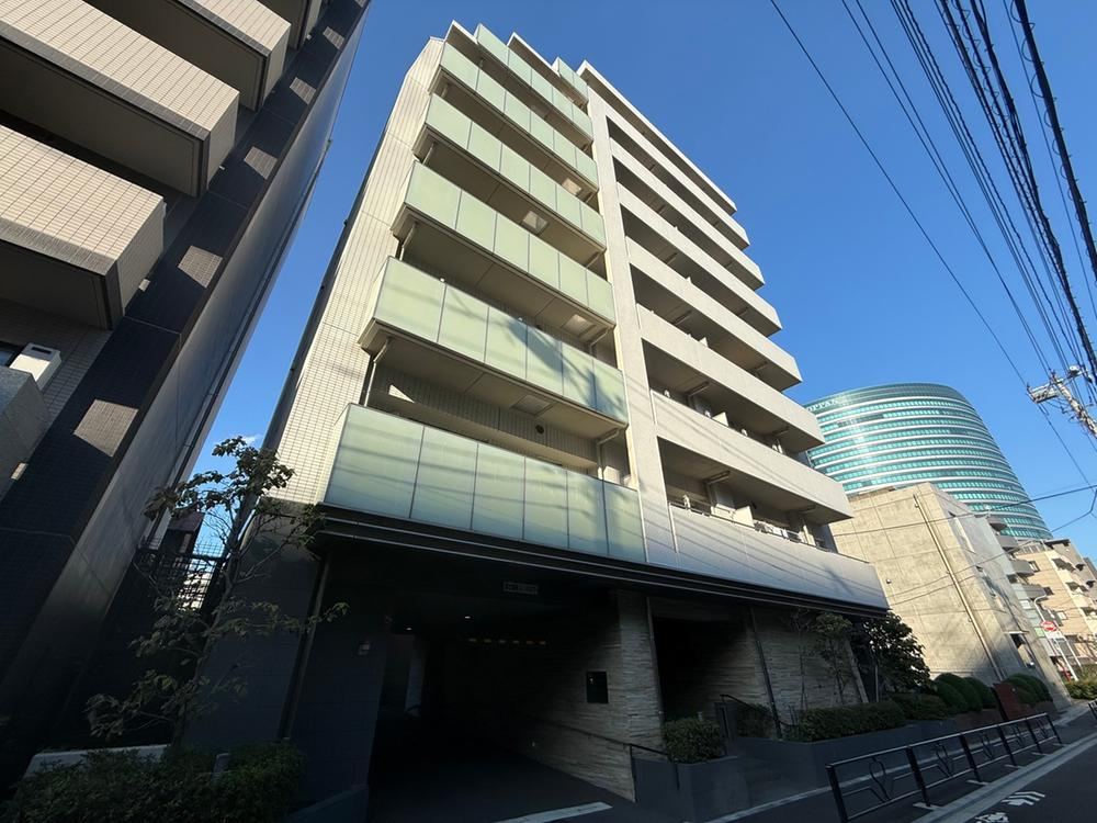 2LDK apartment in Bunkyo Ward, Tokyo - Photo 1