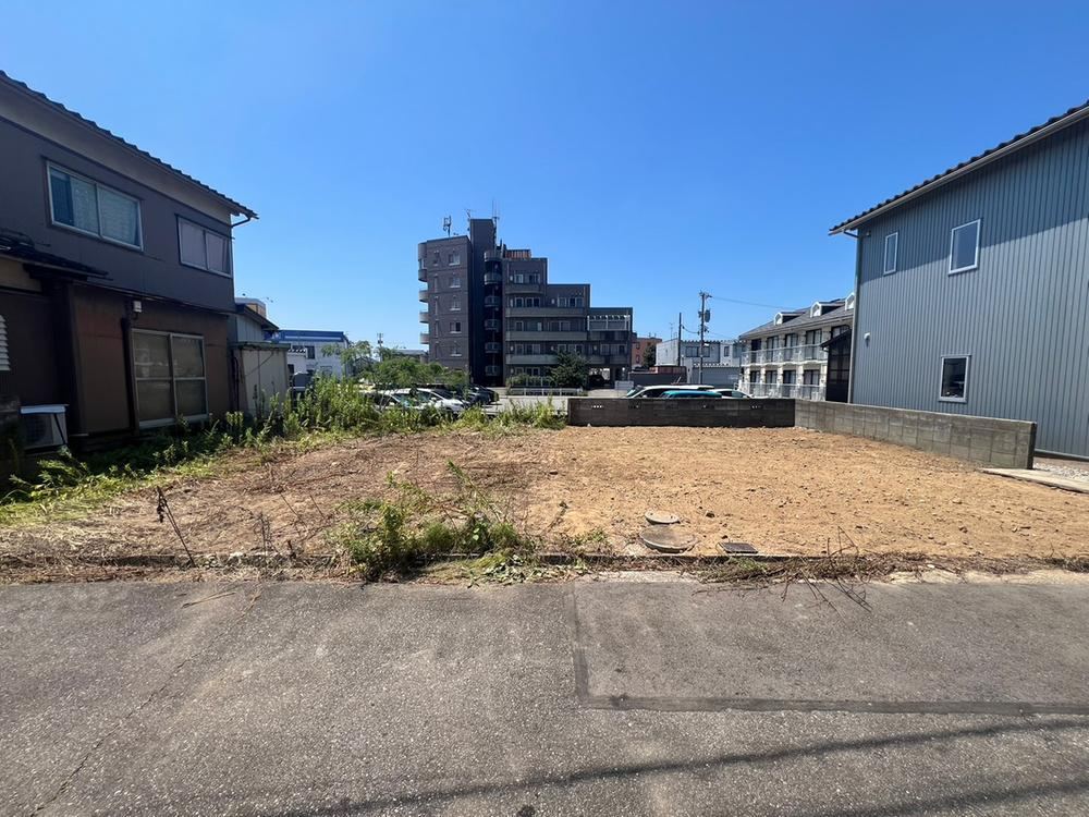 160 m² land in Kanazawa, Ishikawa - Photo 1