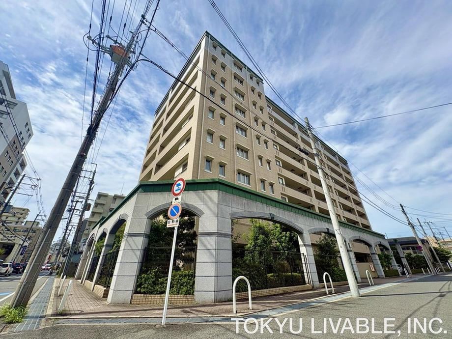 3LDK apartment in Ibaraki, Osaka - Photo 1