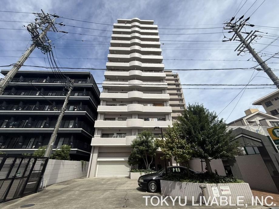 3LDK apartment in Naka Ward, Nagoya, Aichi - Photo 1