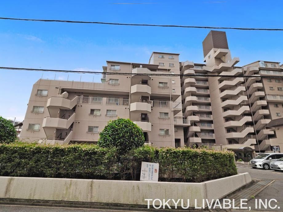 3LDK apartment in Owariasahi, Aichi - Photo 1