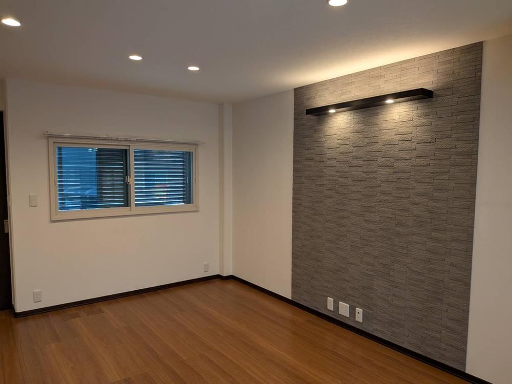 2LDK+2S house in Kure, Hiroshima - Photo 1