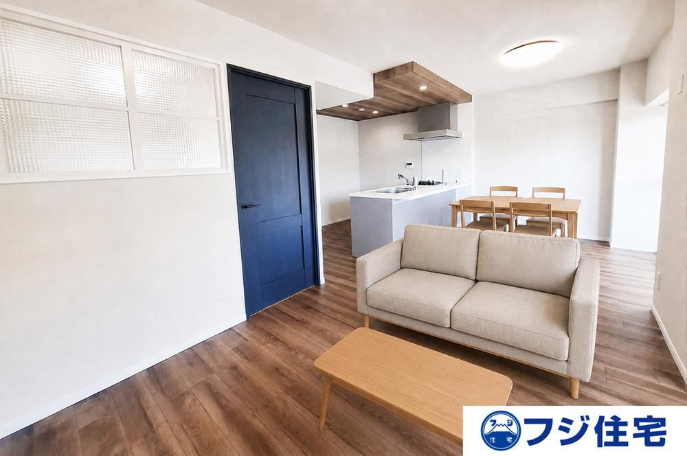 2LDK apartment in Sakai Ward, Sakai, Osaka - Photo 1