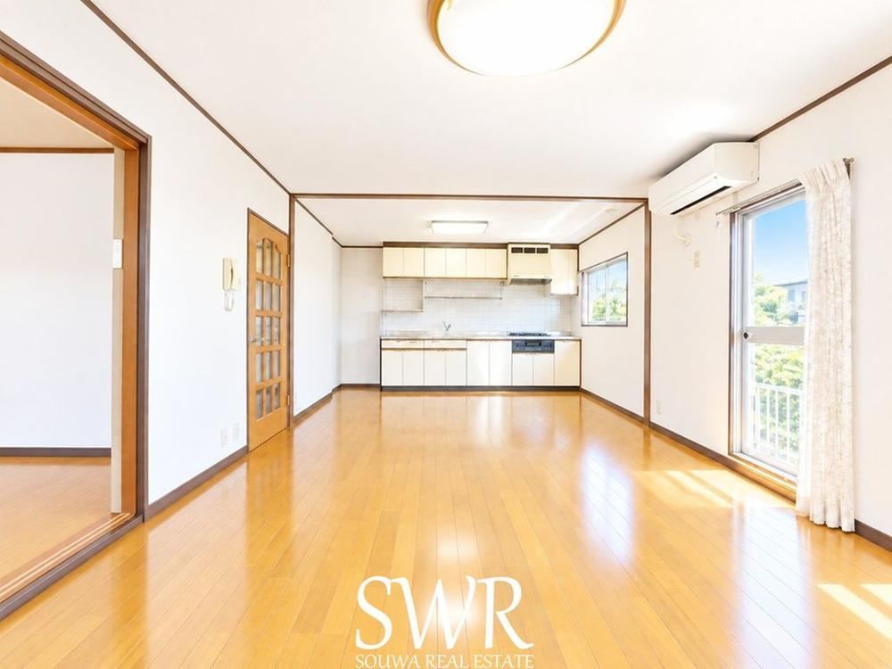 4LDK apartment in Kasugai, Aichi - Photo 1