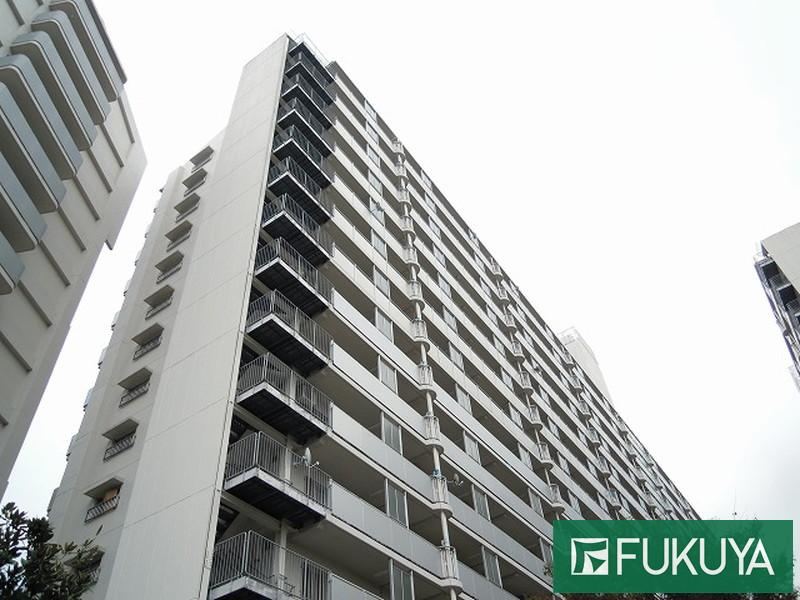 3LDK apartment in Chuo Ward, Kobe, Hyogo - Photo 1